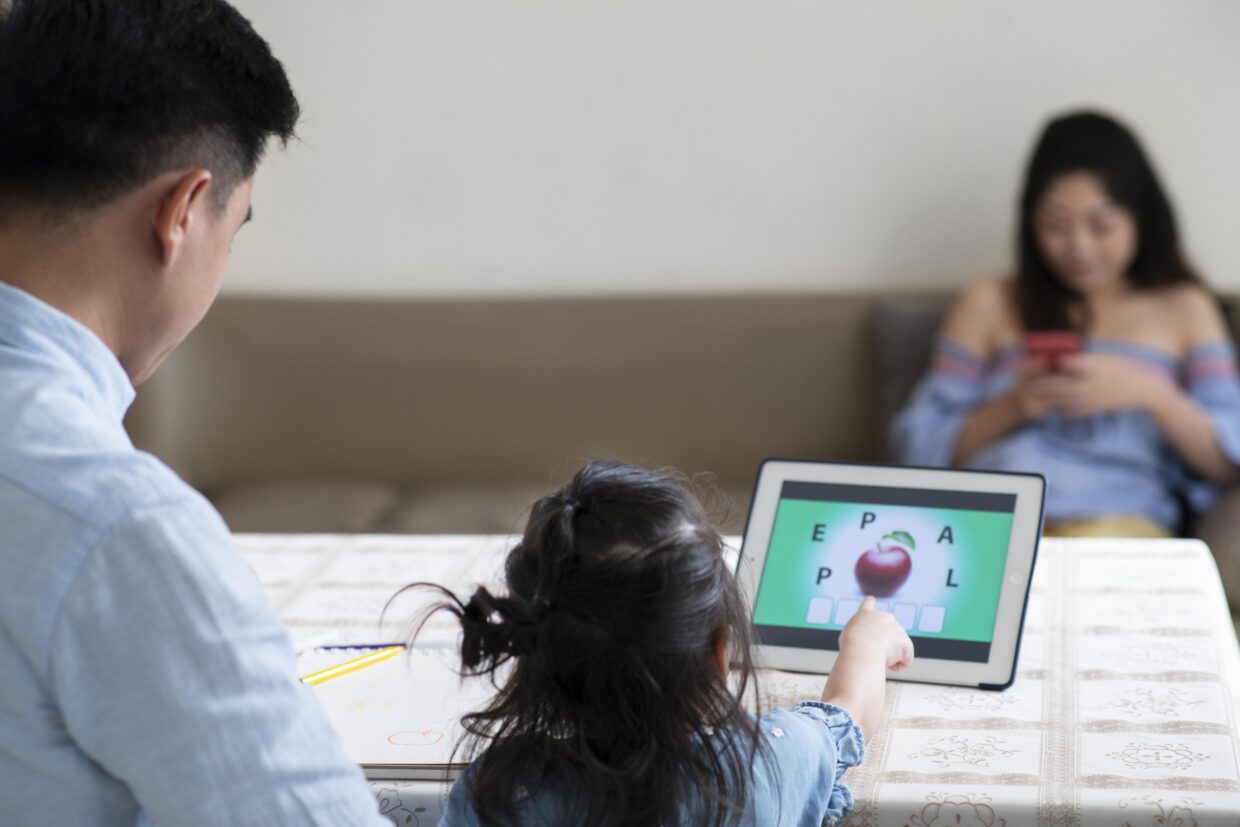 AI Question Answer: How AI Helps Parents Monitor Kids’ Online Activities 23 Monitor Kids' Online Activities